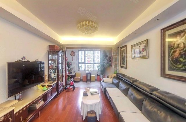 新里西斯莱公馆3室1厅120.65㎡555万二手房图片