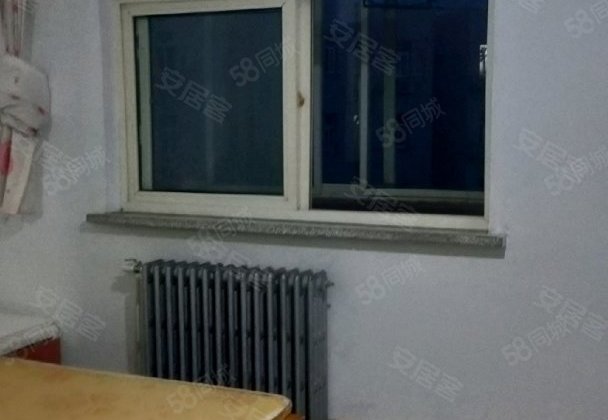 阿胶小区2室1厅62㎡20万二手房图片