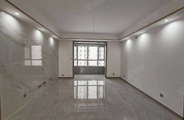 紫御澜湾3室2厅107㎡67万二手房图片