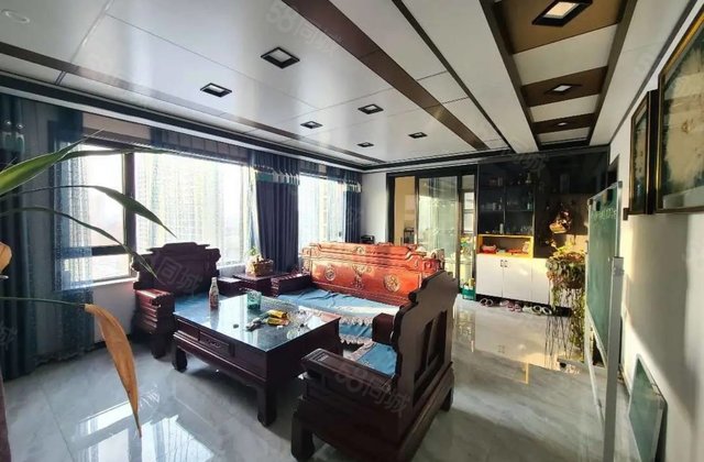 边户 百合新精装三室双卫 送储藏室 免大税