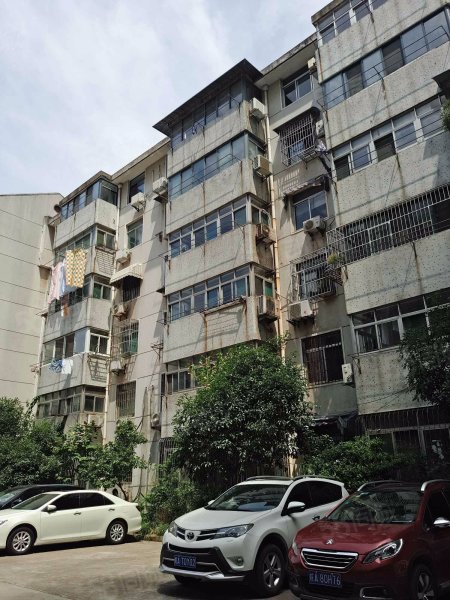 【罗兰德小区房价走势,罗兰德小区房屋出租,罗兰德小区二手房出售】