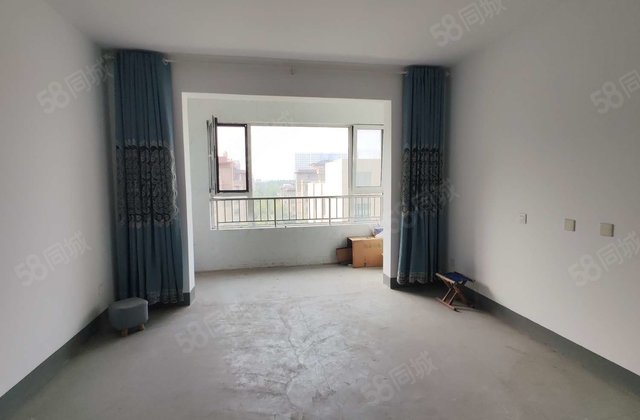 业主急售 清风和庐 11层电梯洋房 四室  送车位储藏室实验