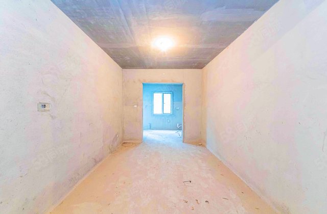 大唐印象4室2厅159.92㎡135万二手房图片