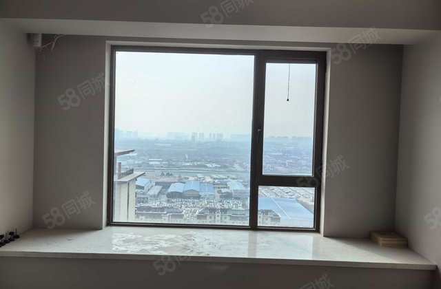 保利和光尘樾4室2厅144㎡168万二手房图片