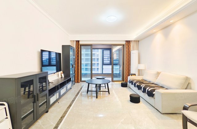 越秀悦湖台4室2厅136.74㎡236万二手房图片