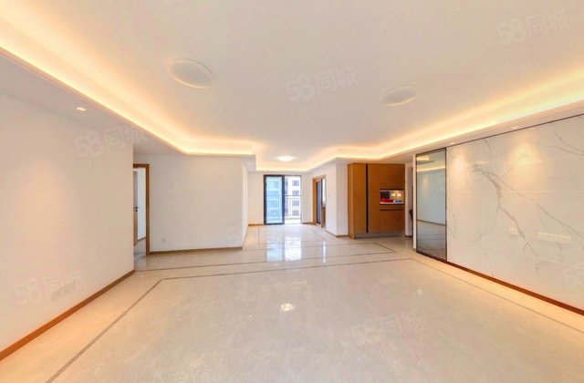 恒伟星雅韵4室2厅165.28㎡189万二手房图片