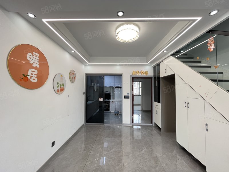 【10图】电梯复式 平顶 南北通透 房东特急 有钥匙,兴业春城世家-日照