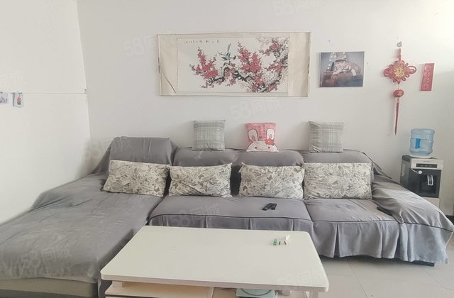 出售 实拍 万达附近  多层三楼 紧邻三中北校 小区停车方便