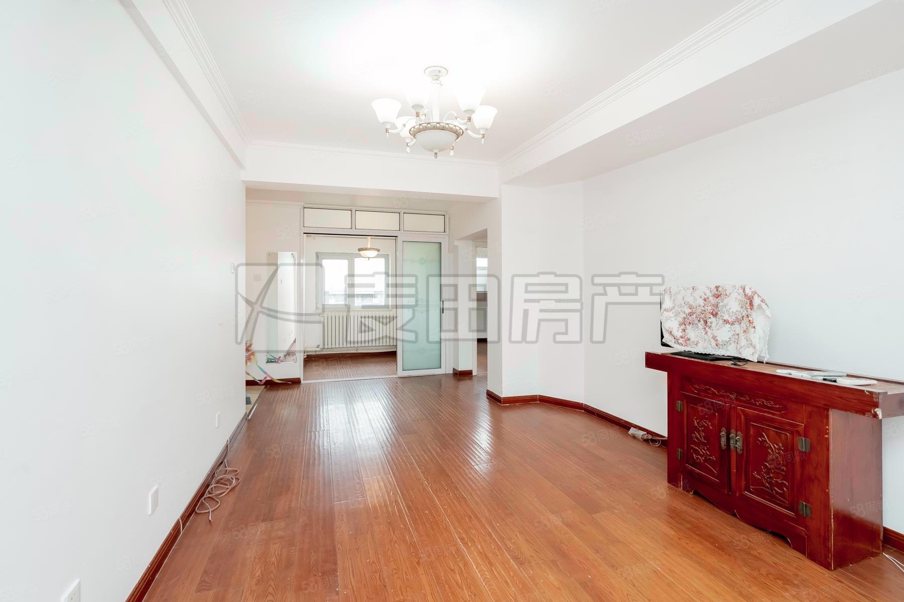 褐石園2室1廳1衛(wèi)68.29㎡南北1060萬(wàn)