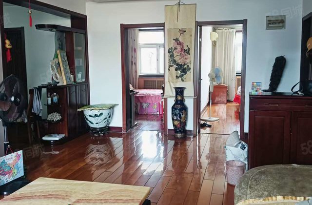 聚源D区 小三居 中间好楼层 医疗配套成熟 商圈成熟