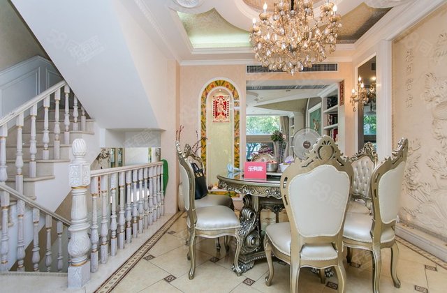 翠海花园 中空复式带天台花园 南向 看遍整个福田景色