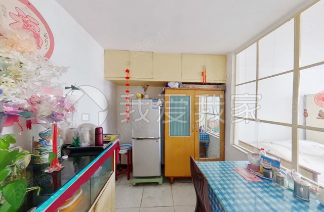 北蜂窝103号院2室1厅54.8㎡401万二手房图片