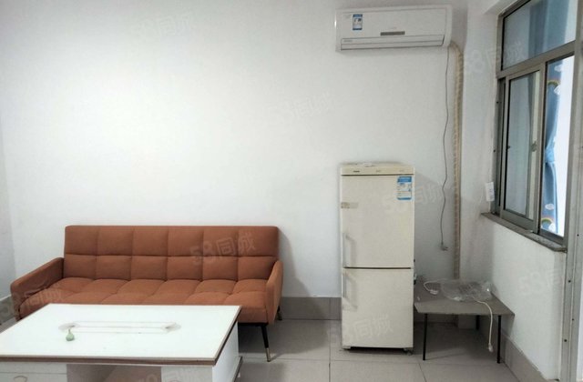 老一中文轩外国语，两室两厅，院内停车方便