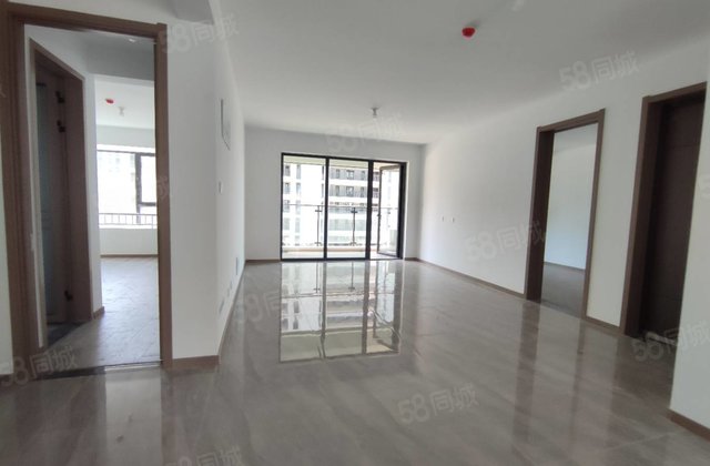 急售小高 三叶草 城市芳华 送车储 南北通透 芳华蘭园 玖玺