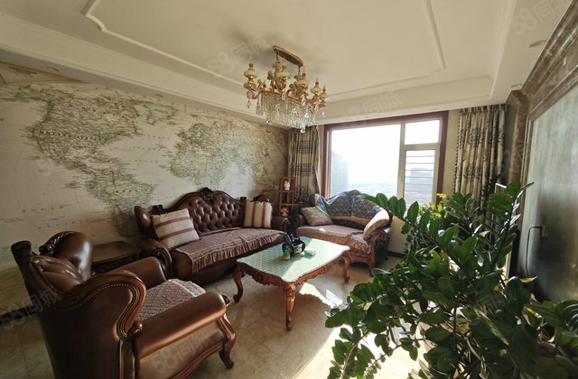 枫丹白露3室2厅147㎡118万二手房图片