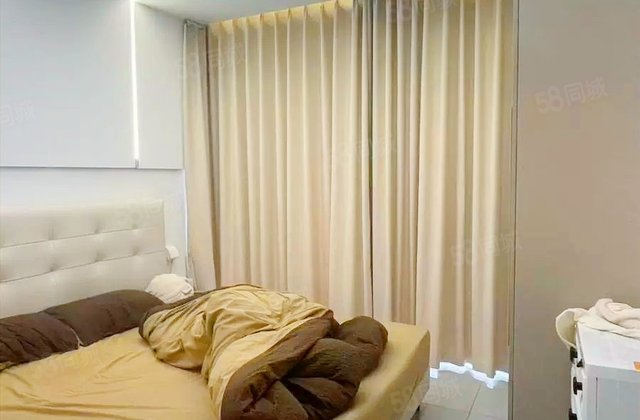 华侨城滨江壹号3室2厅104㎡136万二手房图片