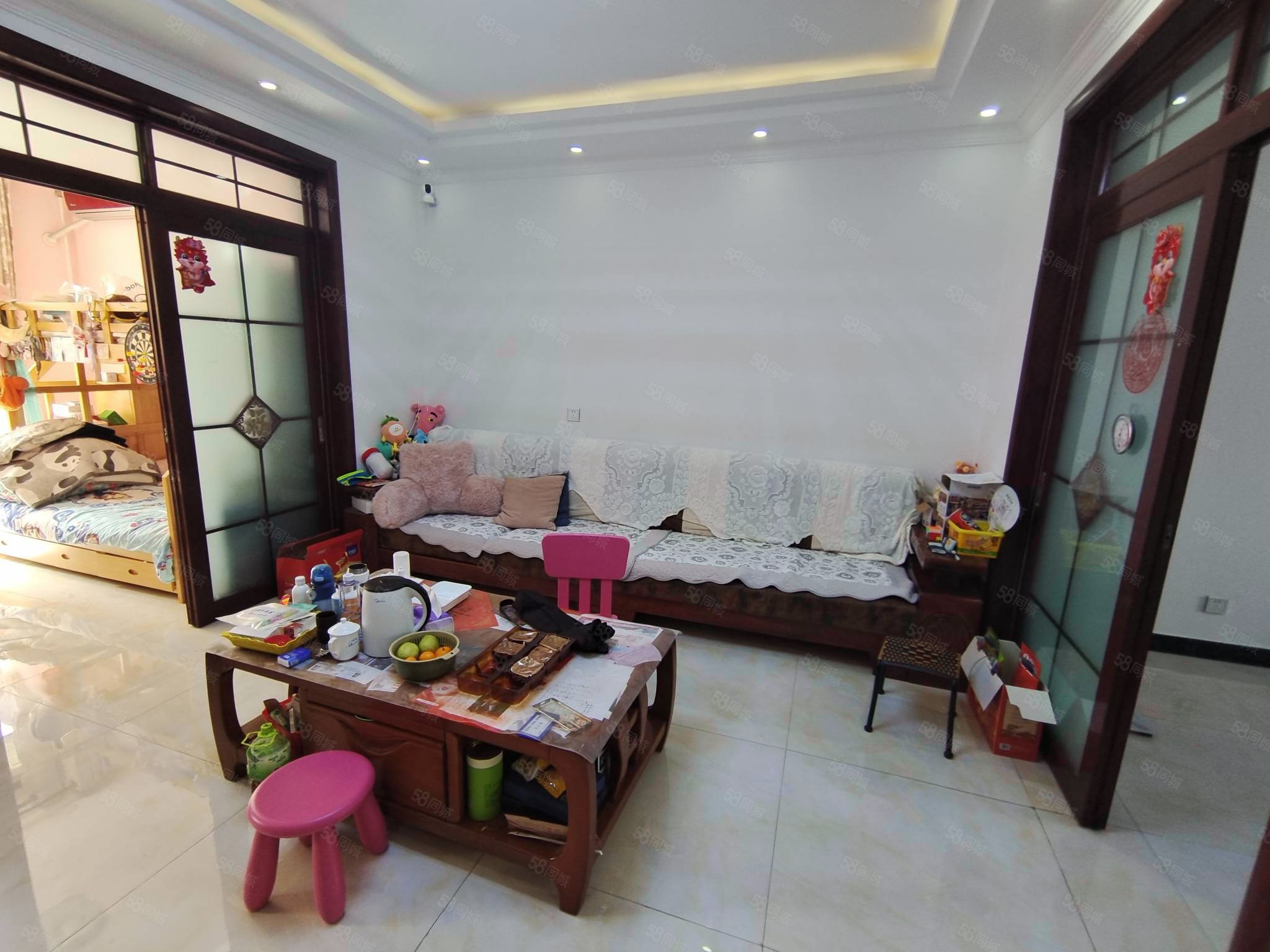 平樂(lè)街小區(qū)3室2廳1衛(wèi)98㎡南北168萬(wàn)