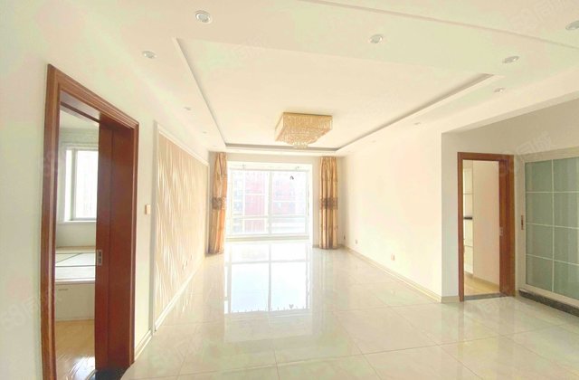 长电朗天国际3室2厅115.06㎡63万二手房图片