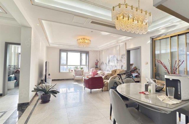 急售 新上房源 东苑小区 精装四室 西边户 带车位储藏室