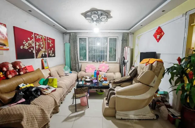 急售 香江附近 康城花园  站北花园 孝心一楼  送地下室