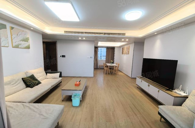 云潮望4室2厅135㎡188万二手房图片