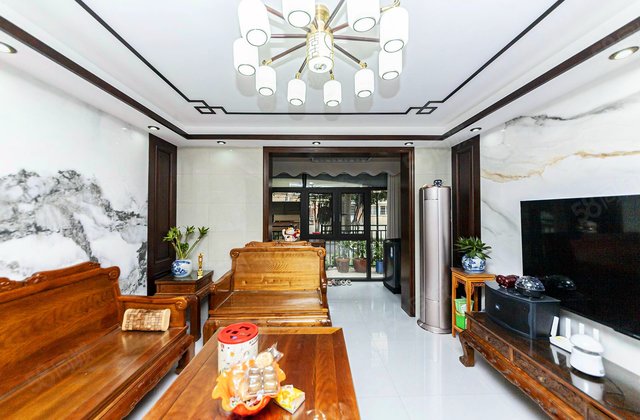 聚业苑(二期)3室2厅125.44㎡140万二手房图片