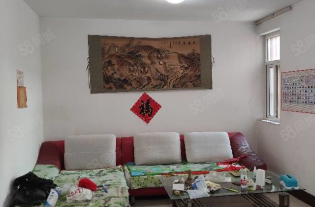 医院商超，就在附近。诚信出售，价格优惠。