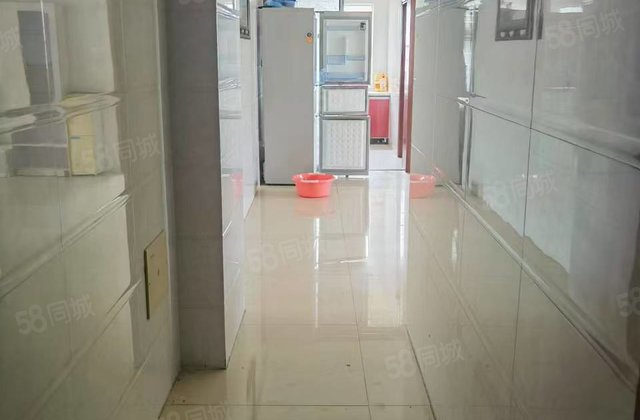 景蓝银钻4室1厅134㎡80万二手房图片