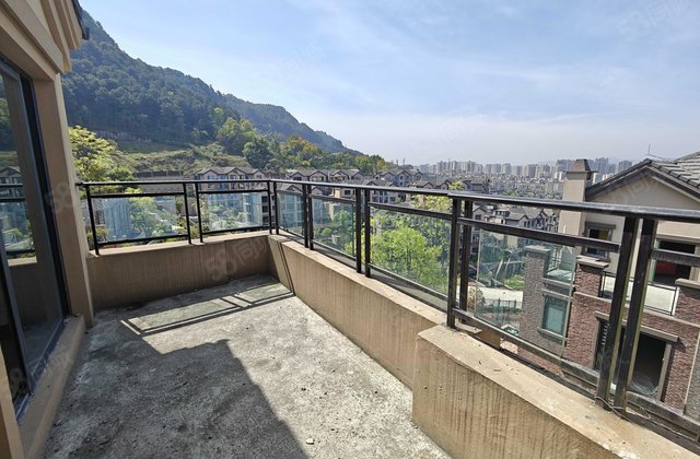 远洋高尔夫国际社区原香5室3厅143㎡290万二手房图片