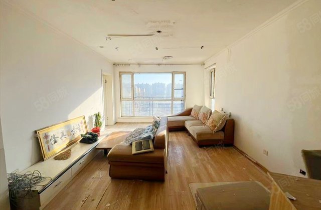 证大清华园4室2厅160㎡95万二手房图片