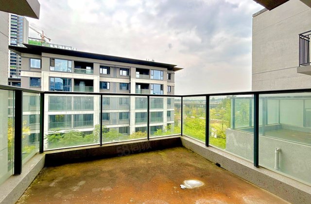 海伦堡玖悦府4室2厅164.91㎡245万二手房图片