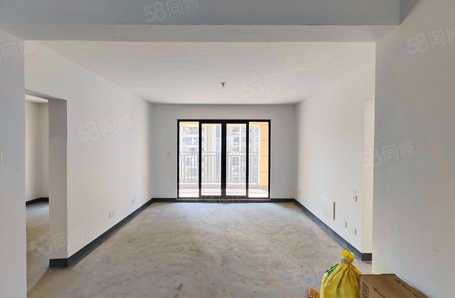 世茂九溪墅4室2厅145㎡208万二手房图片