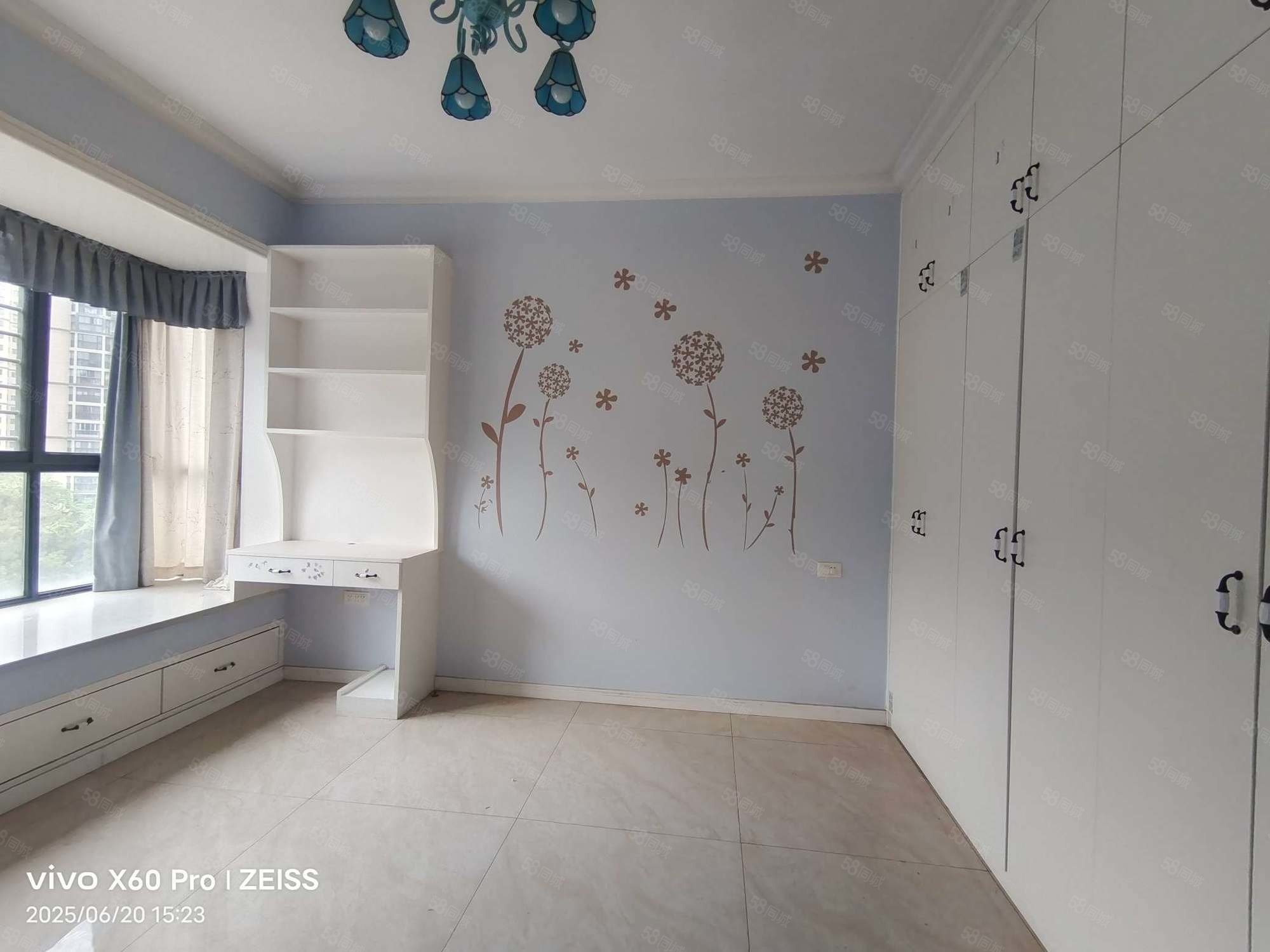 天麟汇景园3室2厅2卫120㎡南98万