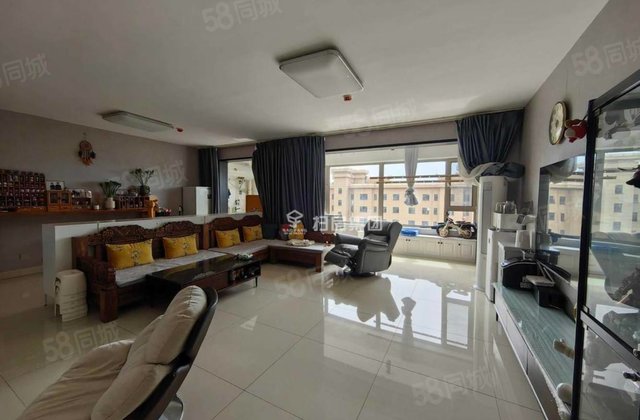 急售 润景苑 精装修 三室双卫 户型方正 送车位储