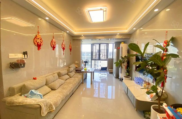 南丰花园(A区)3室2厅131.17㎡64万二手房图片