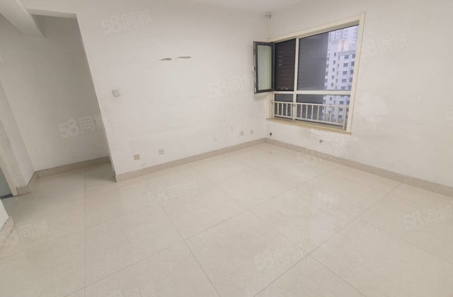 滨河实验正三室好楼层水岸花语送储免 大税随时看房