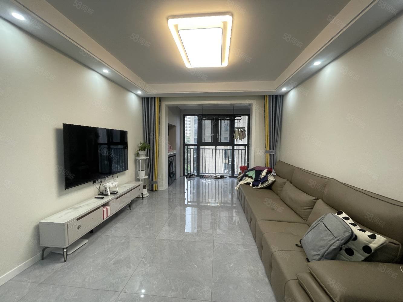 和昌国际城二期4室2厅1卫110㎡南北69万