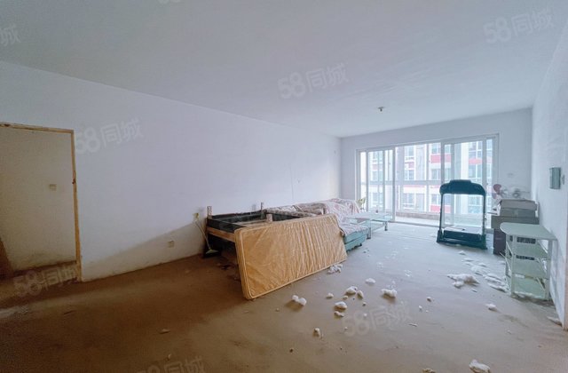 兴华路西路 医疗配套成熟 出行方便 高楼层采光充足 商品住宅