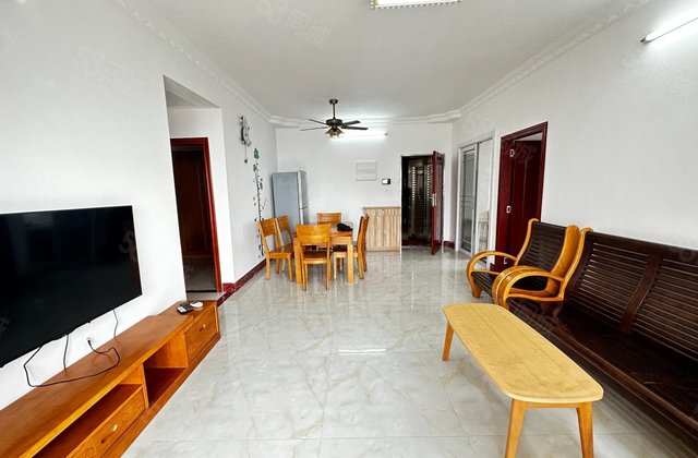 龙岭新城3室2厅102.81㎡63万二手房图片