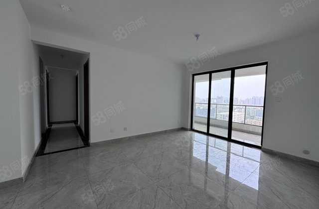 万达旁，江山印新房未住，带车位储藏藏，新房未住，真实在售