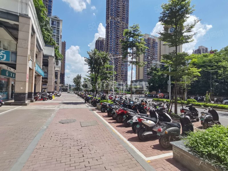 金源橘子郡3室2厅1卫89㎡南110万