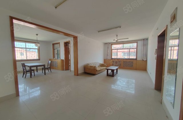 近南门 西边户 三室一字朝阳双阳台 明亮 采光好 有钥匙