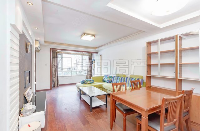 首城國際2室2廳1衛(wèi)88㎡南590萬