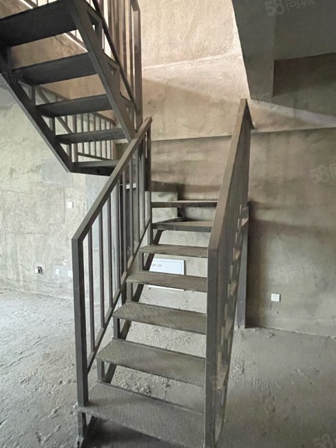 恒大国贸建发旁碧湖印象复式楼122平高层看湖,碧湖印象-漳州58同城