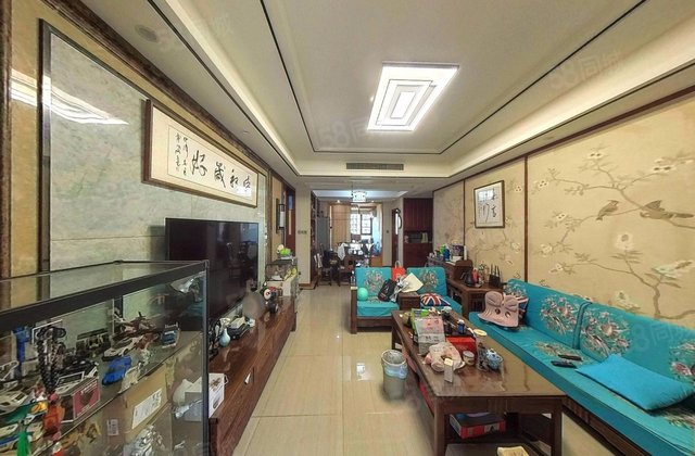 绿地海外滩3室2厅115.22㎡250万二手房图片