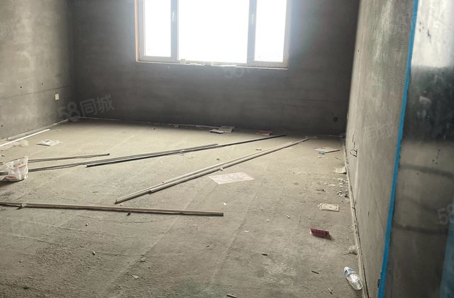 宏屹国际城北区3室2厅132㎡78万二手房图片