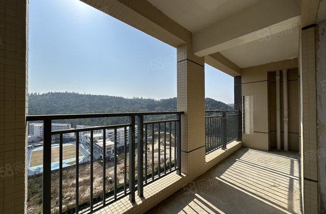 中海寰宇天下(三区)3室2厅106㎡73万二手房图片