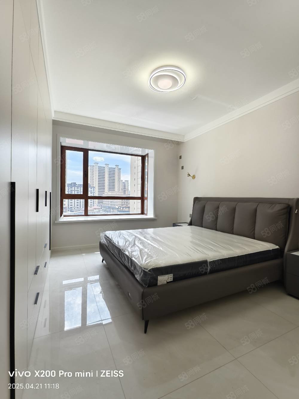 玉圭园4室2厅2卫173㎡南北93.8万