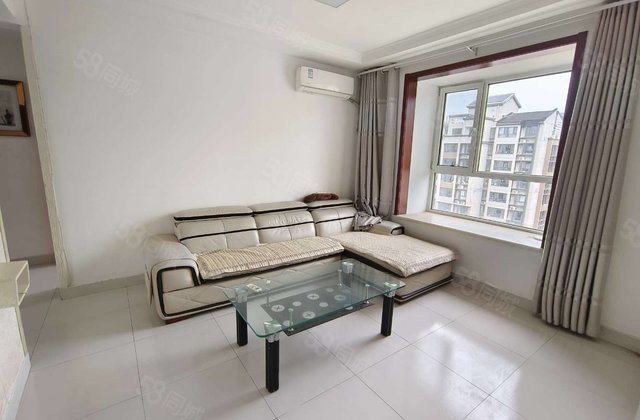 金柱大学城 单价8k 三室两卫带车位储藏室 西边户双阳台