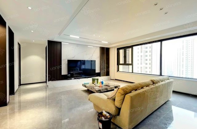 荣盛龙城印象4室2厅142㎡143万二手房图片